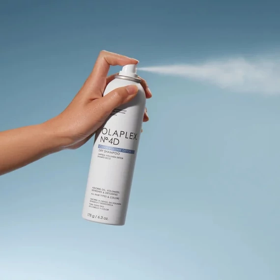 Olaplex No. 4D Clean Volume Detox tisztító volumenizáló méregtelenítő száraz sampon, 32 g